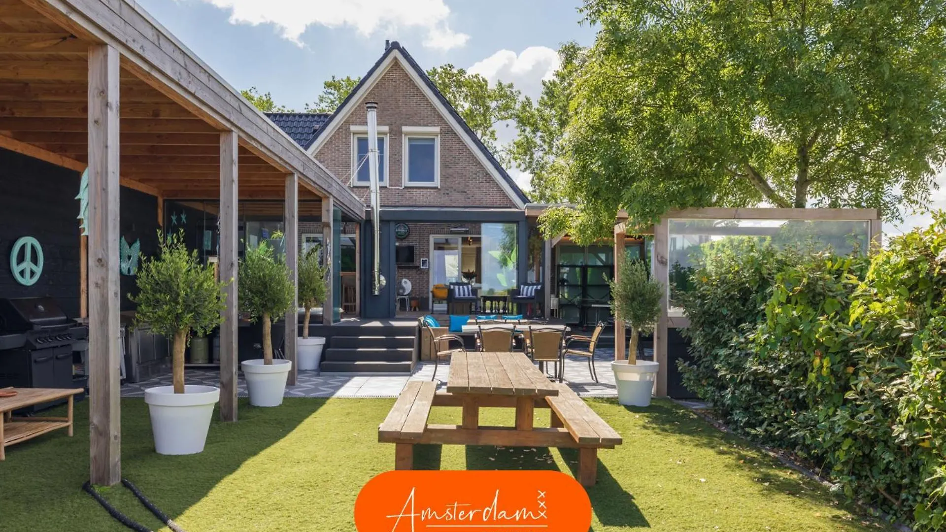 Villa Amsterdam Group Stay - 26 Beds - Jacuzzi & Sauna Zwanenburg Netherlands